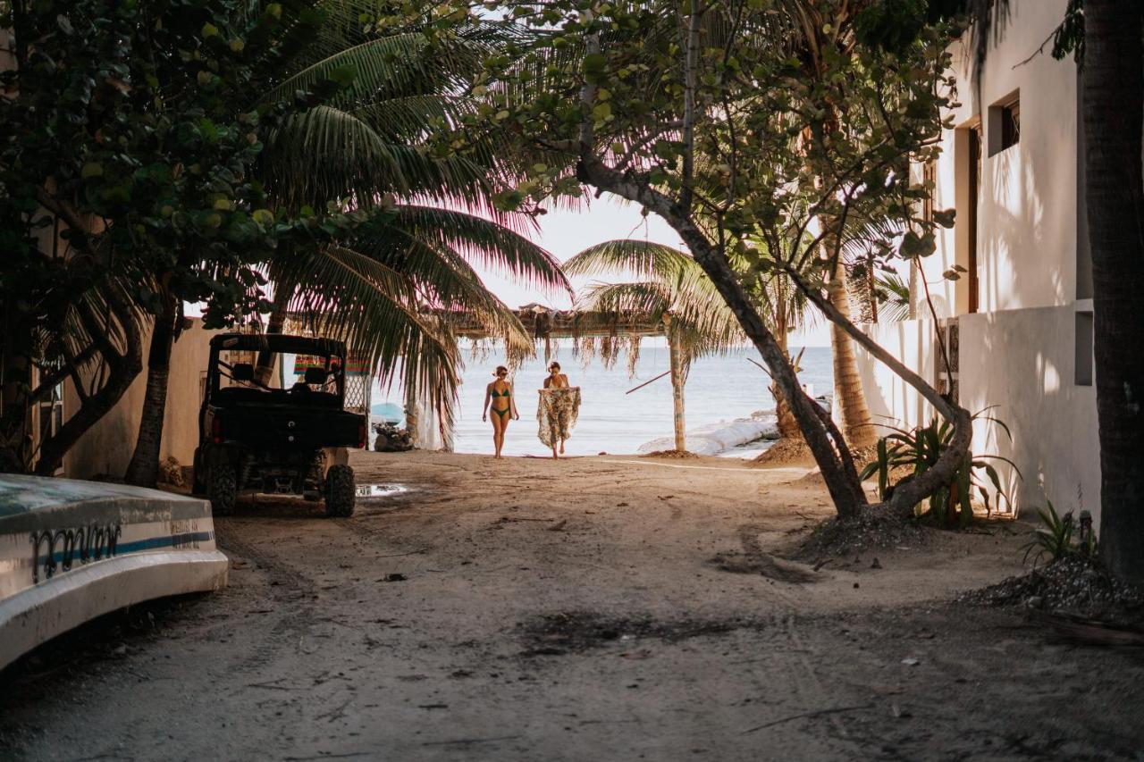 La Diosa Kali Beach Front Hotel Isla Holbox Buitenkant foto